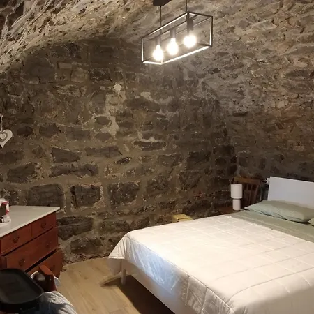 Iseolakerental - Il Nido Di Gio Apartment Riva di Solto