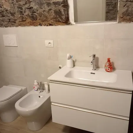 Iseolakerental - Il Nido Di Gio * Riva di Solto