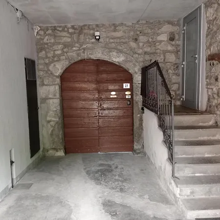 Iseolakerental - Il Nido Di Gio Apartment *