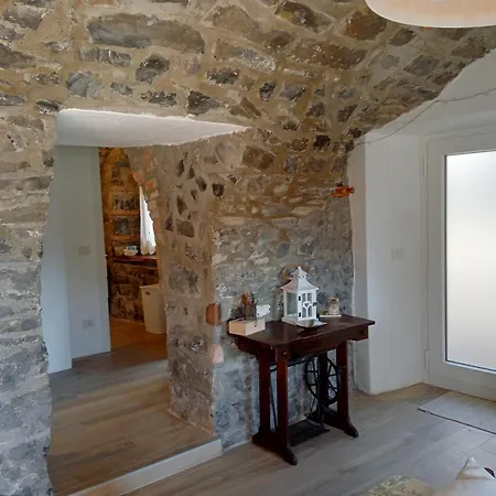Iseolakerental - Il Nido Di Gio Apartment Riva di Solto