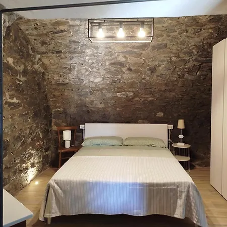 Iseolakerental - Il Nido Di Gio Apartment