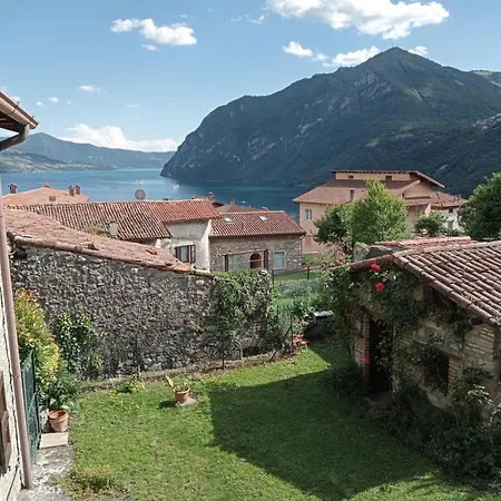 Apartment Iseolakerental - Il Nido Di Gio Riva di Solto